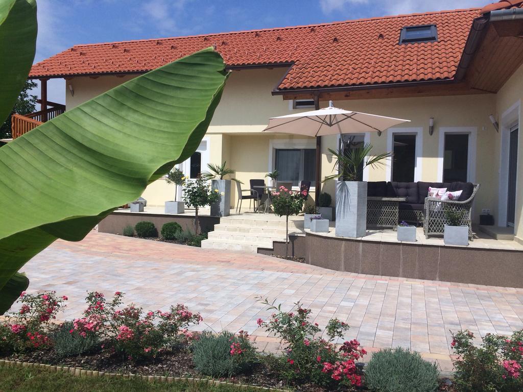 Leiner Apartman Hévíz 客房 照片