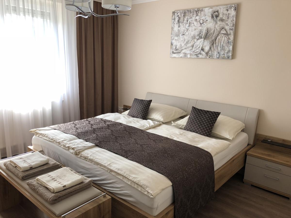 Leiner Apartman Hévíz 外观 照片